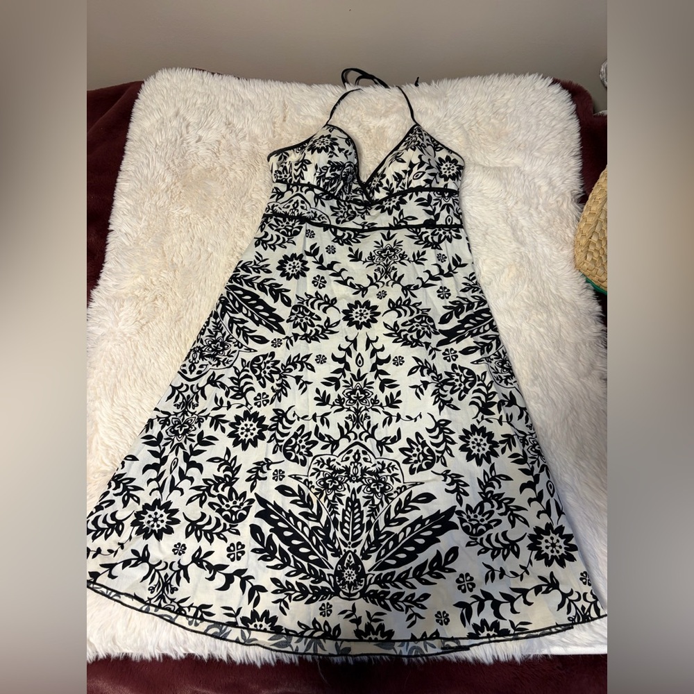 Speechless Black and White Floral Midi Dress